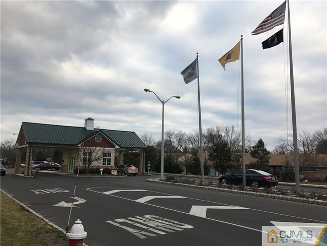 Building Photo - 0-434 Andover Dr