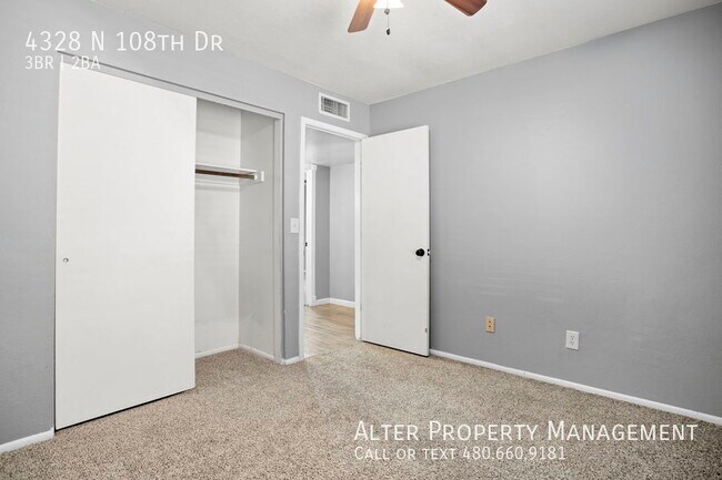 Building Photo - 4328 N 108th Dr