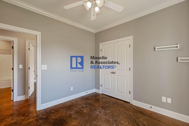 Building Photo - 3 Bed/2 Bath Home in Greenfield Station!!