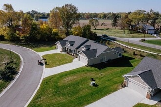 Building Photo - 3211 W Bartlett Dr