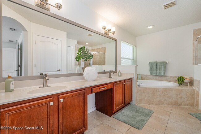 Building Photo - 4096 San Beluga Way