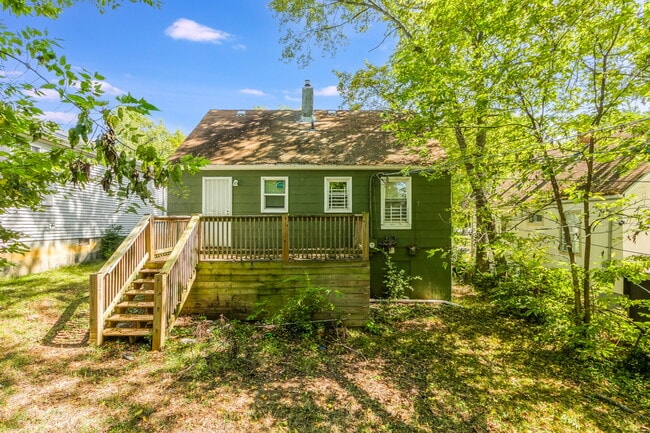 Building Photo - 5760 College Ave