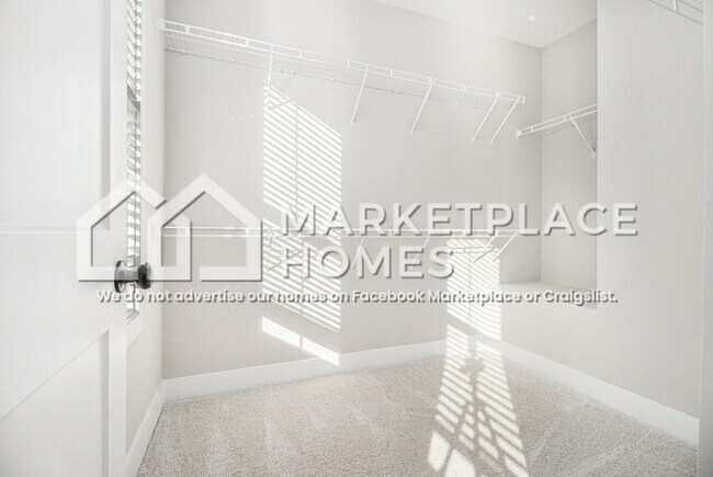 Building Photo - 1365 Cozy Cir SE