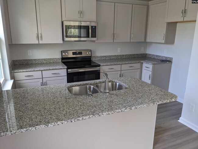 Building Photo - 200 Bluewing Dr