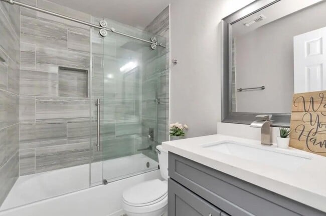 Building Photo - 3827 Flatwood Dr