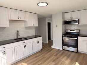 Building Photo - 42 Broadway