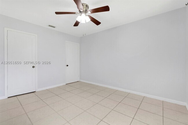 Building Photo - 670 NE 130th St