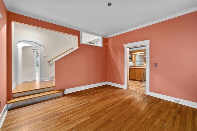 Building Photo - 1502 Murray Ln