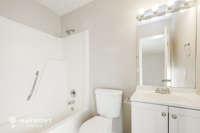 Building Photo - Comfortable Living in Stone Mountain