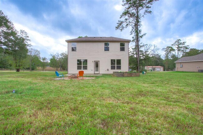 Building Photo - 4 Big Lake Cir