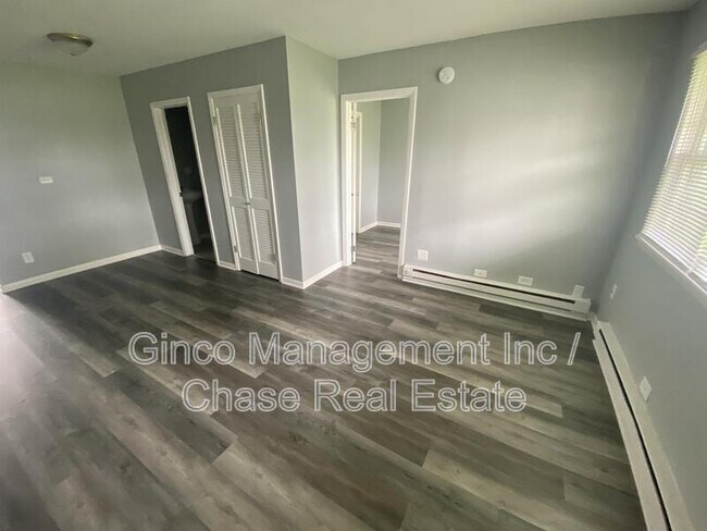 Building Photo - 29837 Illinois 50 - E5