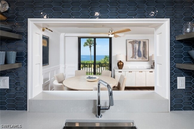 Building Photo - 10475 Gulf Shore Dr