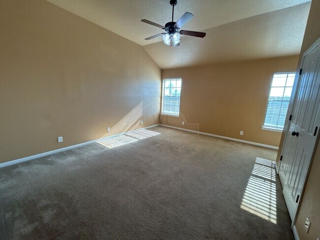 Building Photo - 5508 Aquarius Dr