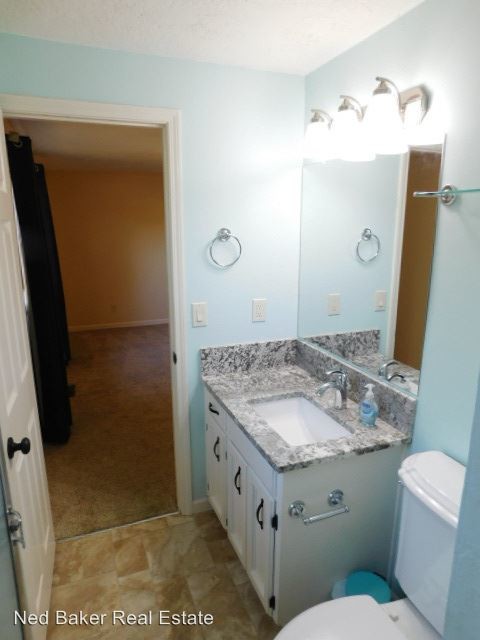 Building Photo - 3 br, 2 bath House - 3678 Silverstone Dr NE