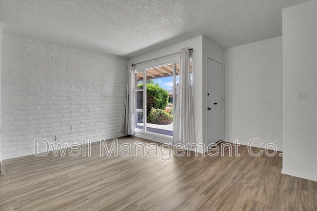 Building Photo - 9320 Earl St