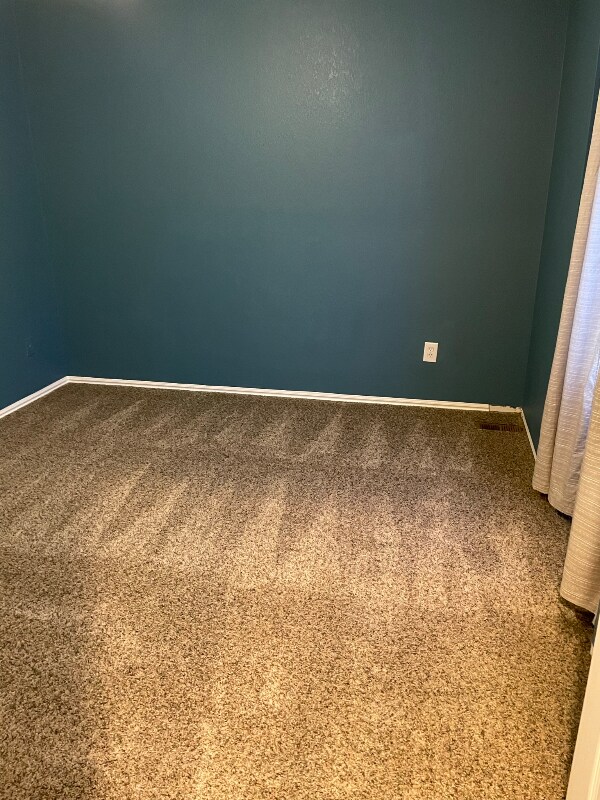 Building Photo - 8719 Rosebud Pl