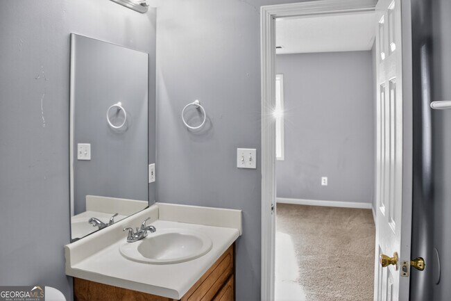 Building Photo - 1961 Karen Cir