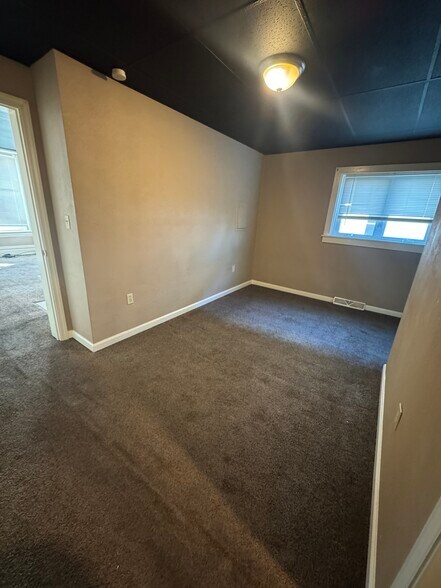 Building Photo - 350 Jefferson St