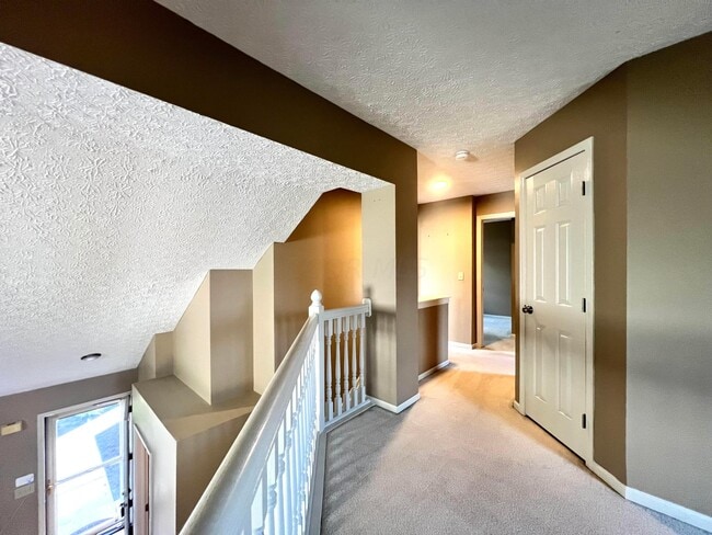 Building Photo - 1330 Pannelly Pl