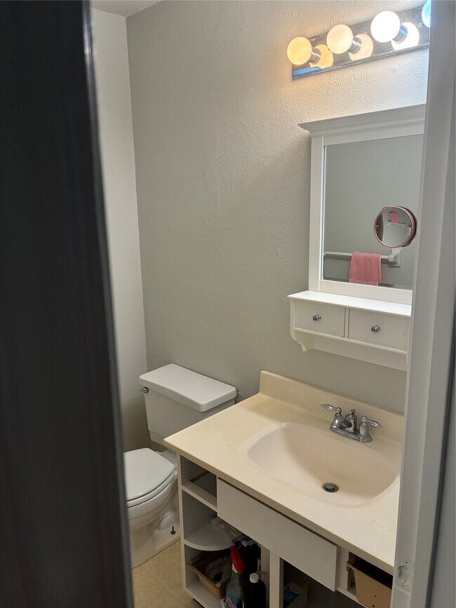 Building Photo - 6349 Briar Rose Dr
