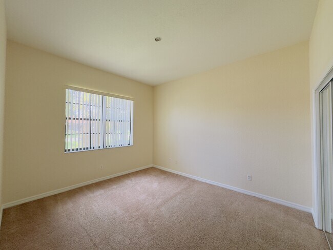 Building Photo - 405 Caraway Dr