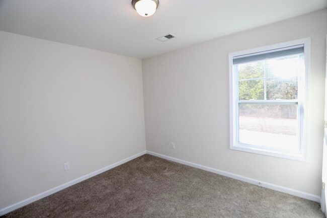 Building Photo - 1854 Gabriel Ln