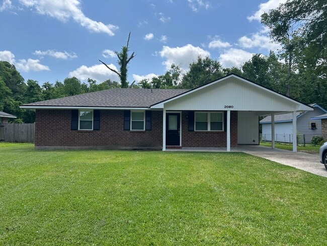 Primary Photo - Great home in a Great Denham Springs Location