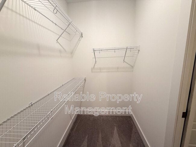 Building Photo - 22 Slater Dr