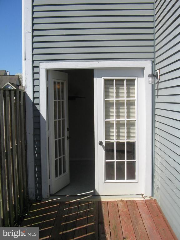 Building Photo - 4306 Lord Fairfax Ct