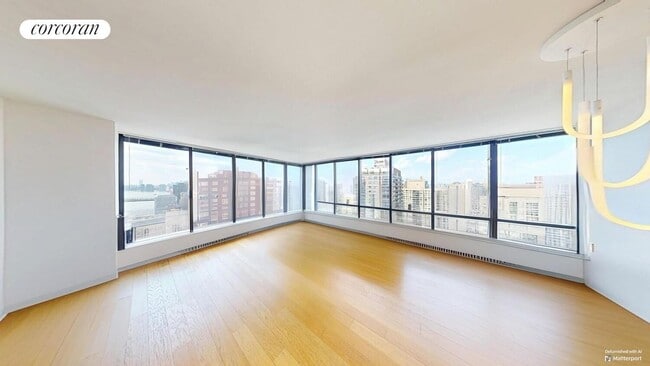 Building Photo - 525 E 72nd St