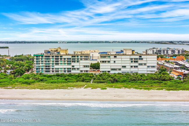 Building Photo - 3400 Ocean Beach Blvd