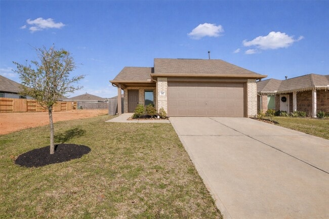 Building Photo - 747 Hackberry Br Ct