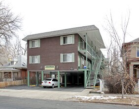 Building Photo - Beautifully Renovated Apartments