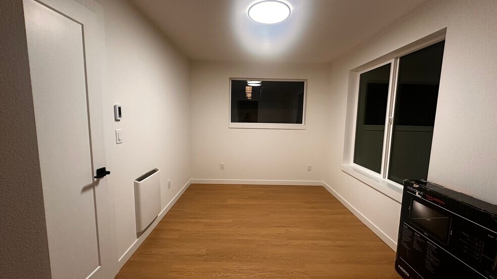 Bedroom - 9027 13th Ave NW