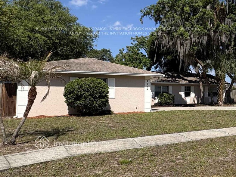 Building Photo - 2314 Medford Ln