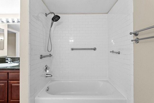 Building Photo - SE!!! Gated!! 1 Bedroom 1st Floor!! One Car Garage!!! Community Pool, Spa, Clubhouse!!! All tile ...