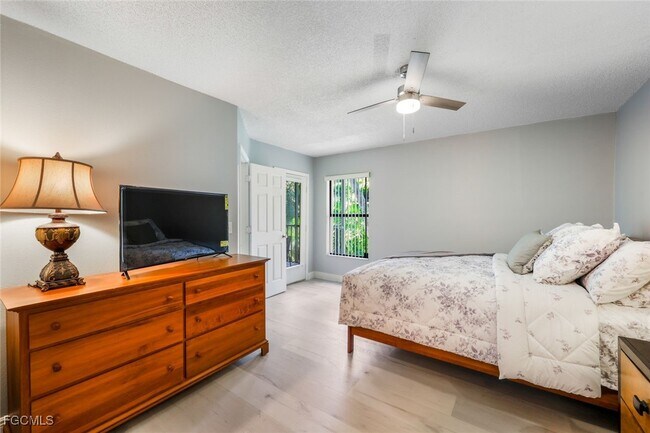 Building Photo - 15177 Parkside Dr