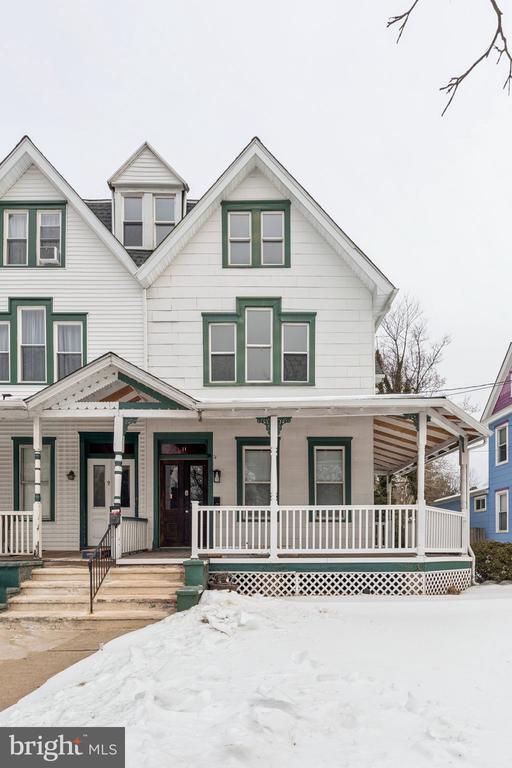 Building Photo - 11 Lexington Ave