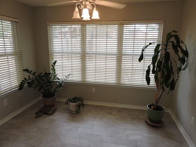 Building Photo - 5831 Buckskin Ct