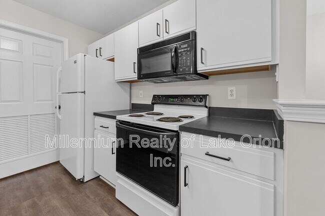 Building Photo - 56103 Chesapeake Trail