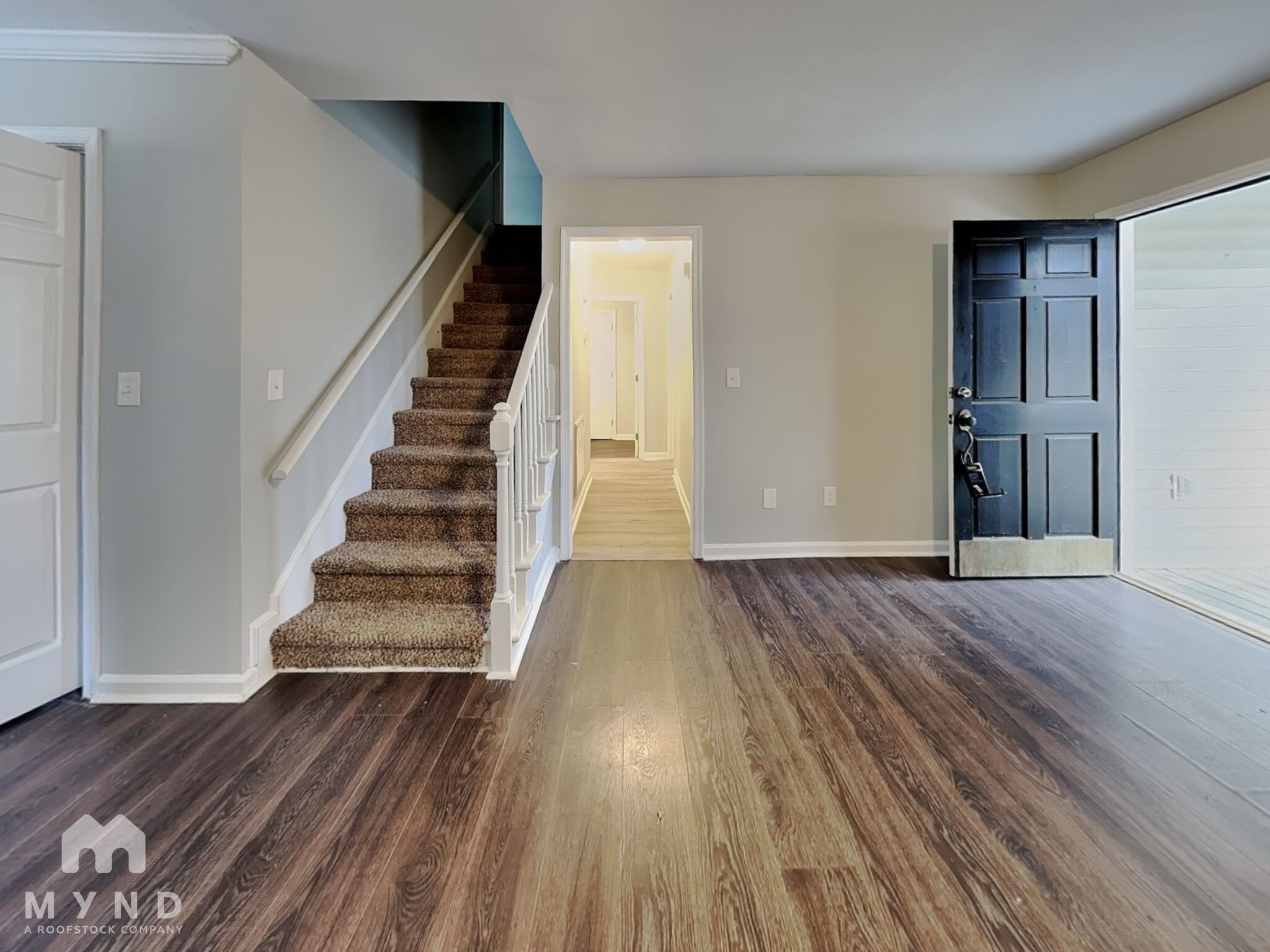 Building Photo - 5037 Huntingcreek Dr