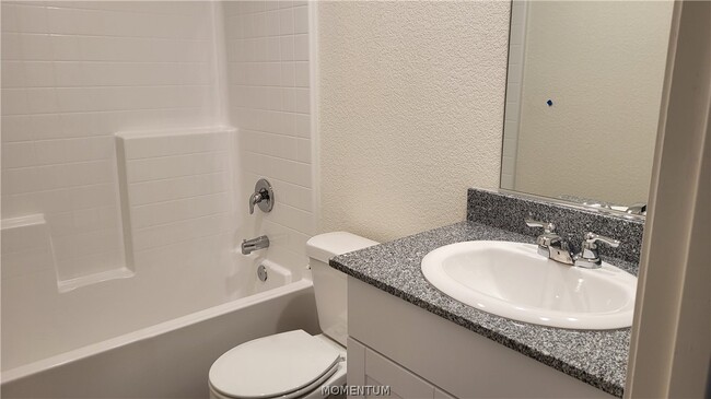 Building Photo - 1141 Aspen Dr