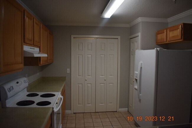 Building Photo - 12288 W Dorado Pl