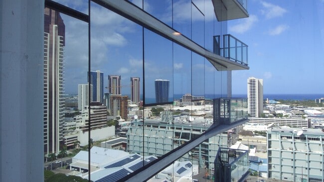 Building Photo - End Unit |  Luxury Condo | The Symphony | 2 Bed 2 Bath 2 Parking