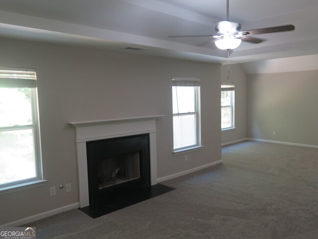 Building Photo - 2510 Wrangler Dr