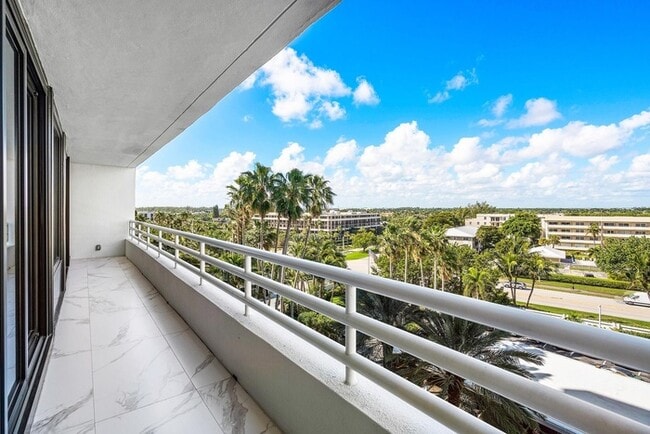Building Photo - 1400 S Ocean Blvd