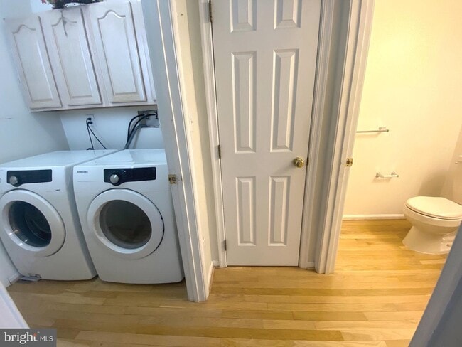 Building Photo - 372 Tuvira Ln