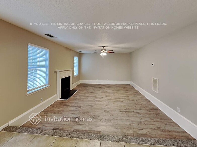 Building Photo - 258 Baywood Way