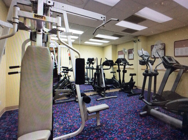 Health Club Exercise Room - 1400 E 55th Pl