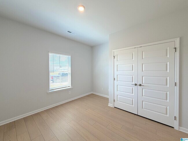 Building Photo - 234 Granby Ln